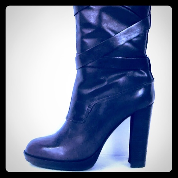 ♥️SOLD♥️ Knee high leather Michael Kors boots - Picture 2 of 8